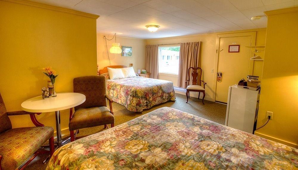 Picket Fence Motel St. Andrews By The Sea Extérieur photo