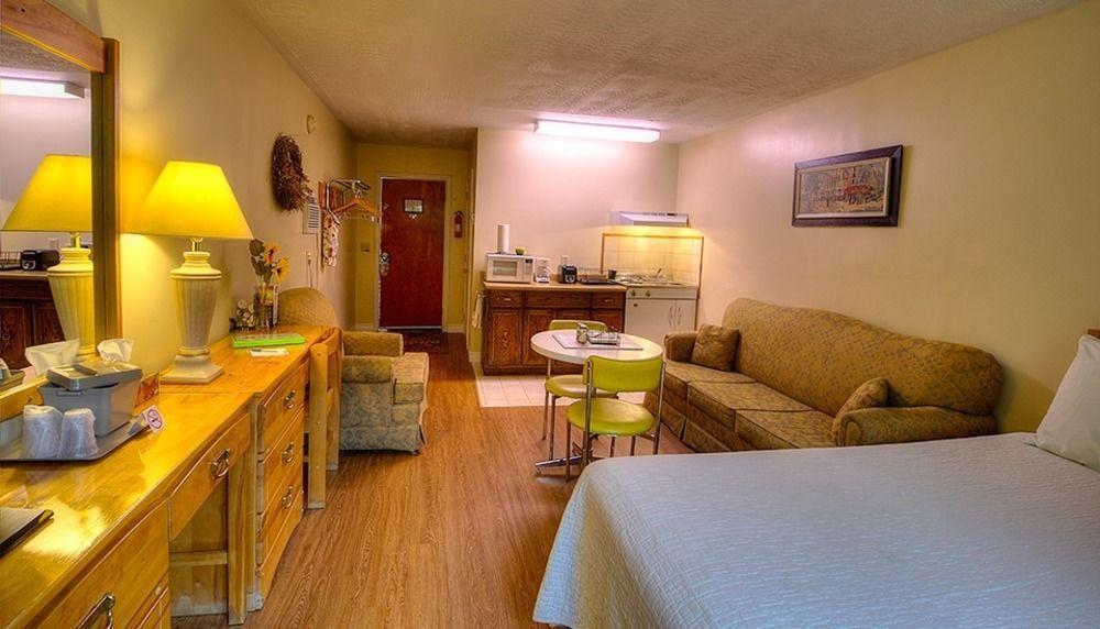 Picket Fence Motel St. Andrews By The Sea Extérieur photo